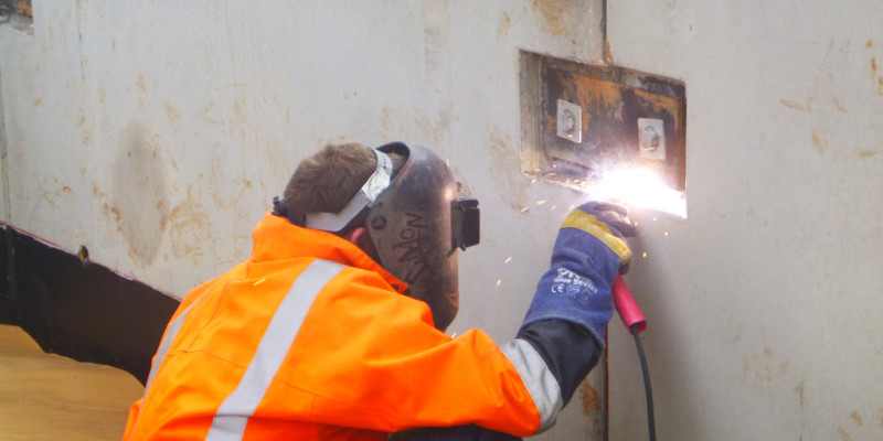Gant and Sons Crane Hire Onsite Welding-12